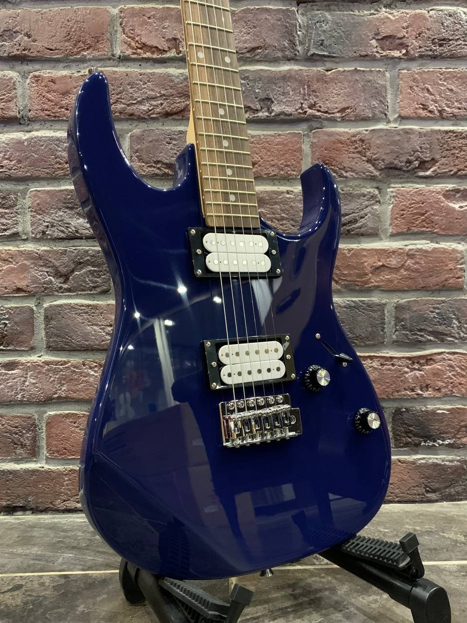Электрогитара SuperStratocaster Homage BL