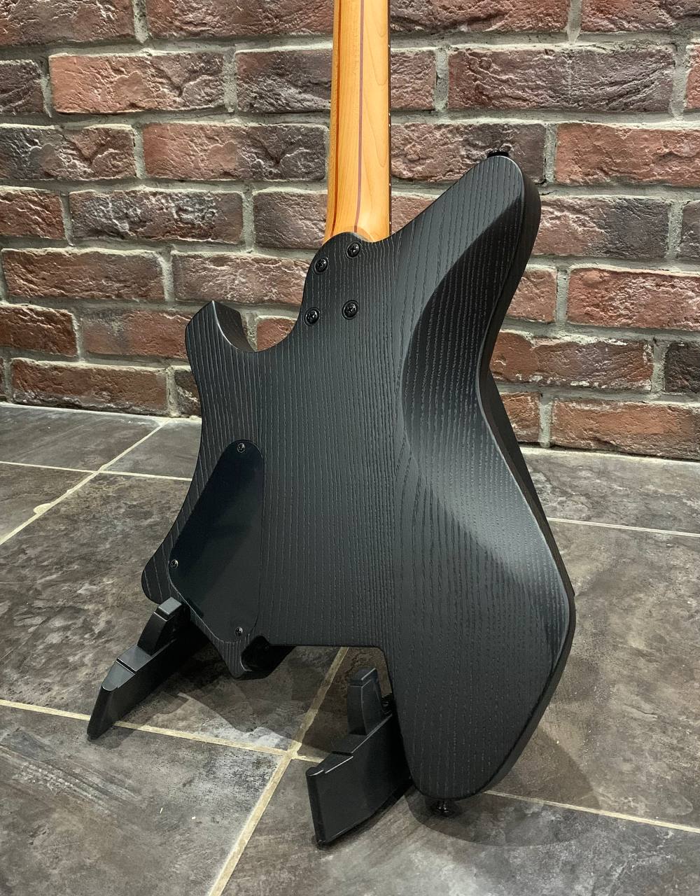 Электрогитара EART Guitar GW2 Headless NBK - изображение 3