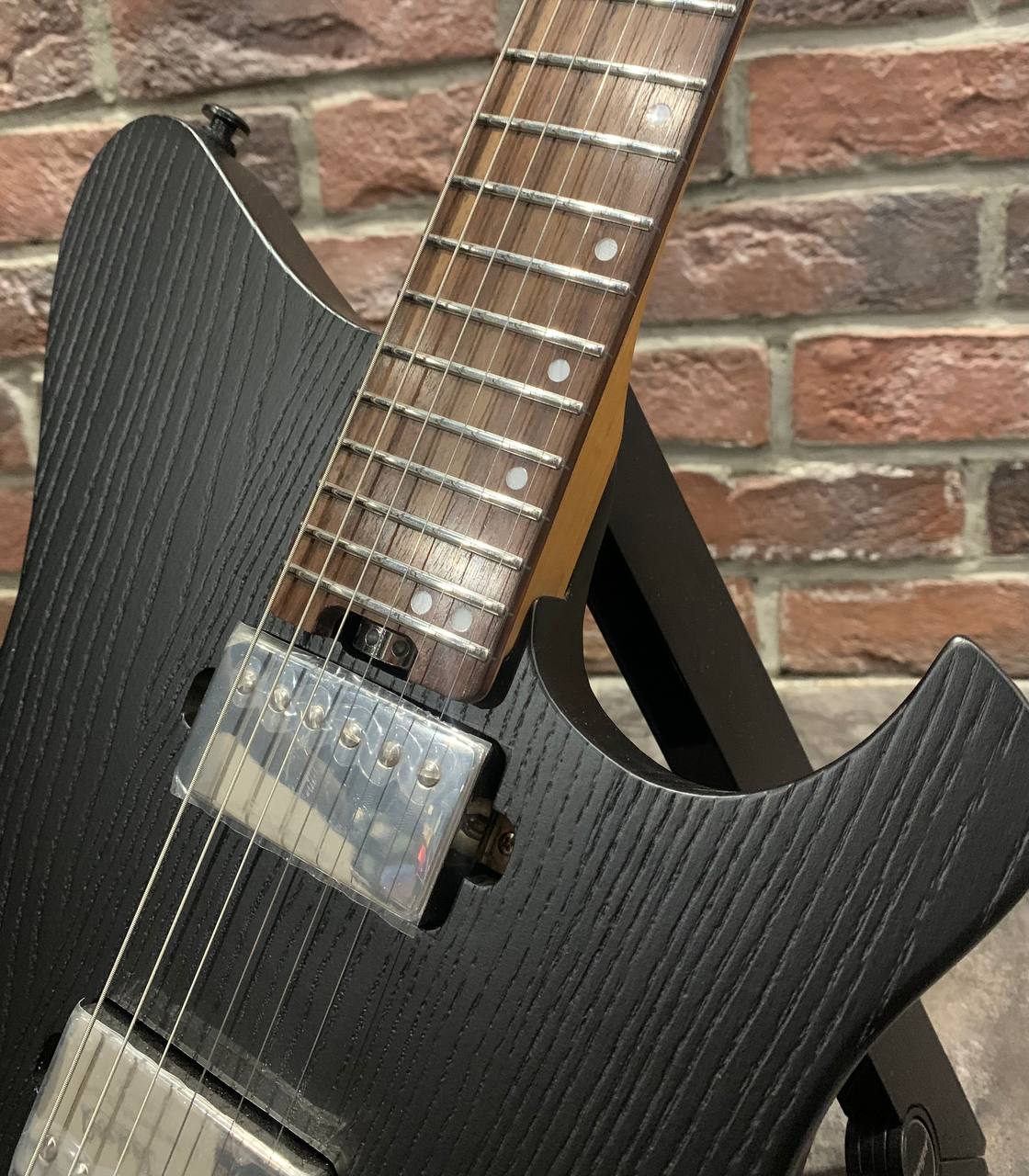 Электрогитара EART Guitar GW2 Headless NBK - изображение 6
