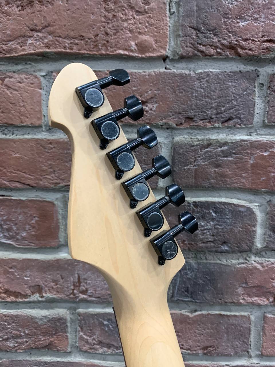 Электрогитара Voltone HH KOA (Floyd Rose) - изображение 9