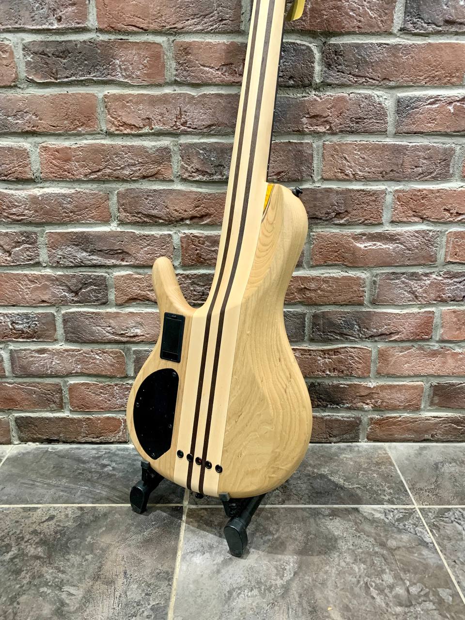 Бас Гитара Cort A5-Plus-SC-AOP Artisan Series - изображение 8