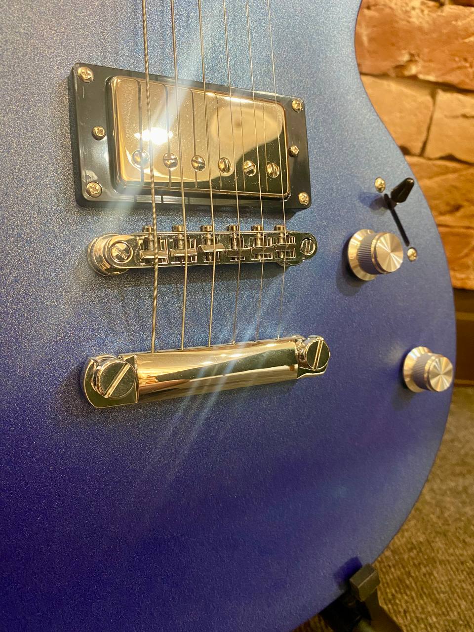 Электрогитара EART Guitar Les Paul-610 Sapphire - изображение 4