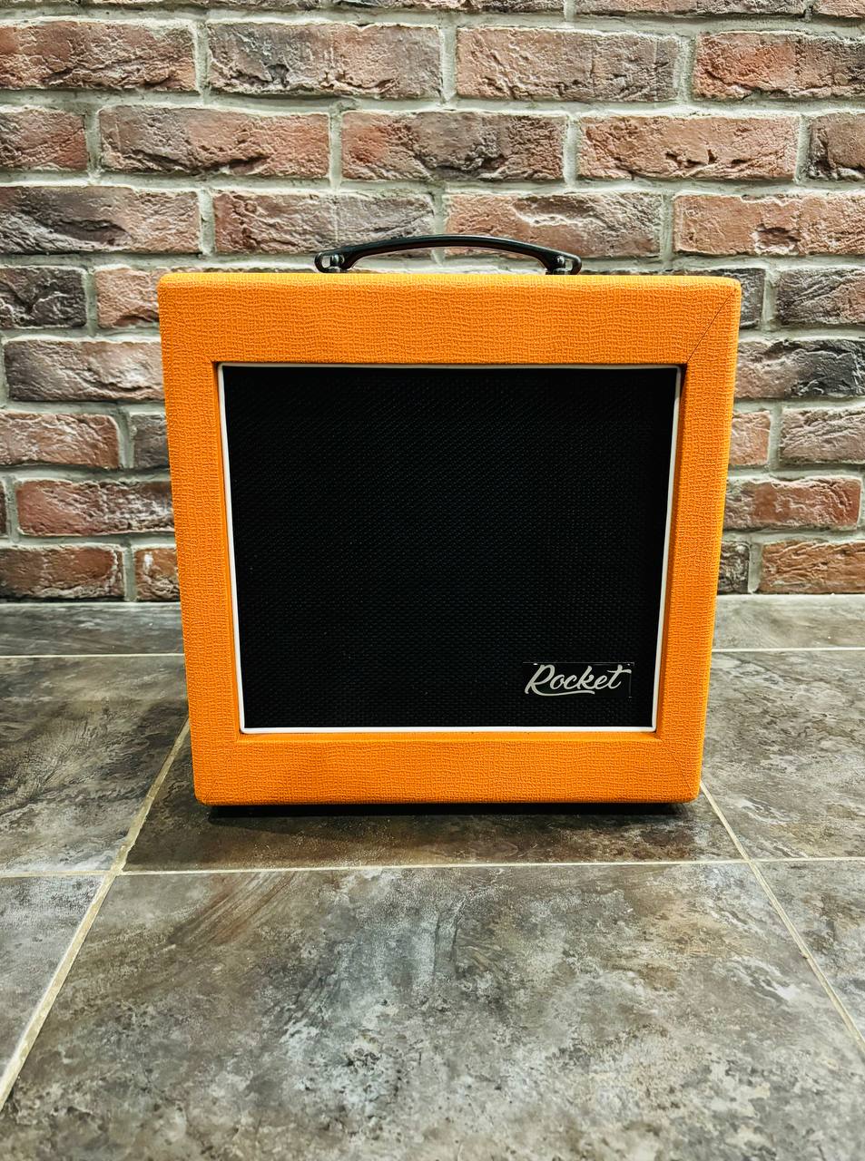 Электрогитара под Fender + Цифровой Комбик с Эффектами 40 ват (комплект) - изображение 10
