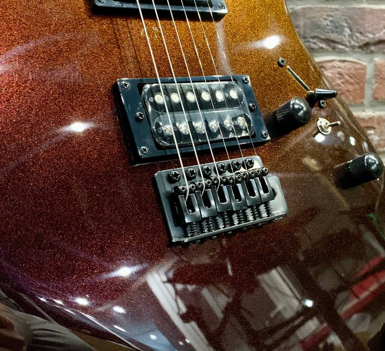 Электрогитара Super Stratocaster Kayzen Hamelleon Dark Brown Edition с Отсечкой - изображение 6