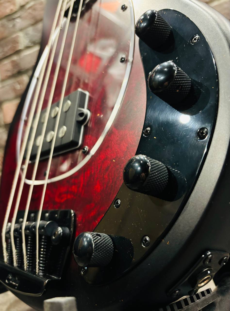 Бас Гитара Sterling by Music Man Dark Scarlet (Индонезия) - изображение 3
