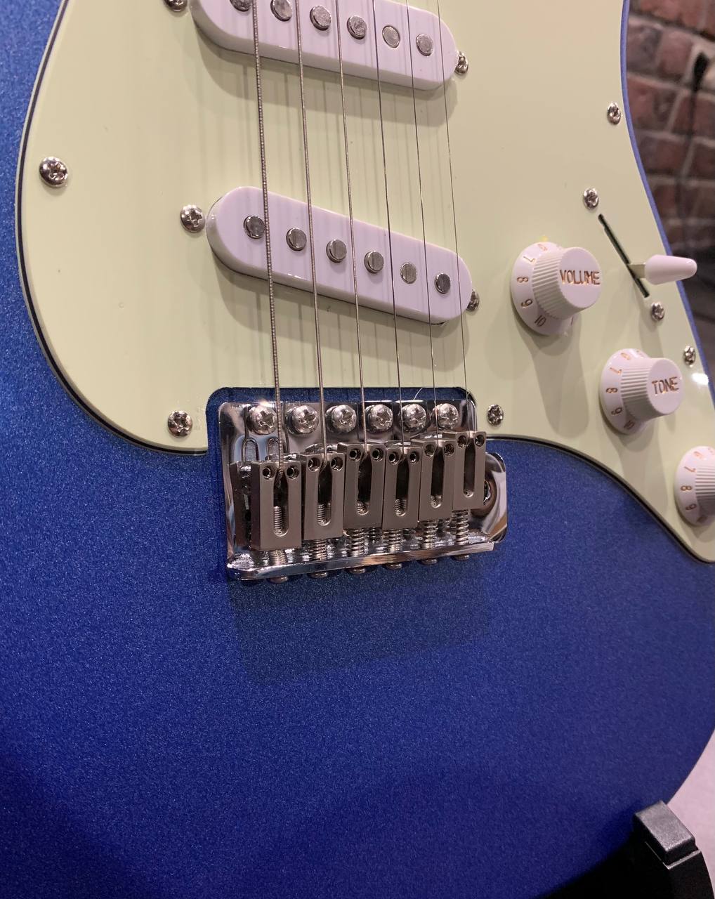 Электрогитара EART Guitars YMX-SG3 Blue - изображение 4