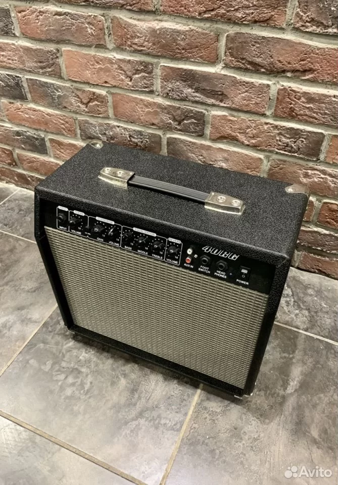 Электрогитара Flying V-HH + Мощный Комбик 40 ват - изображение 4