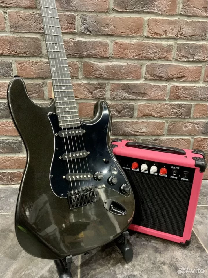 Электрогитара Stratocaster + Эффектный Комбик 15 - изображение 6