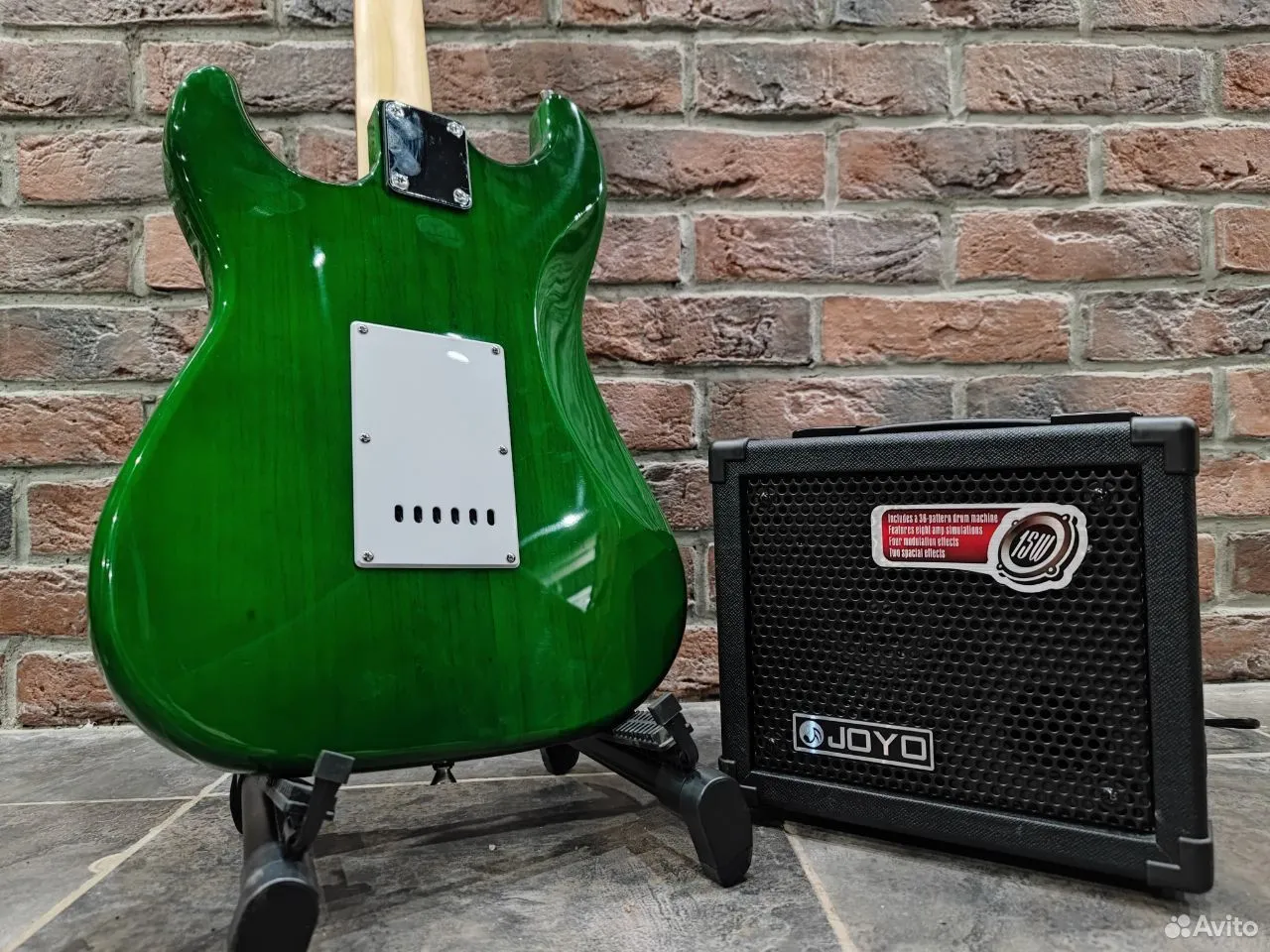 Электрогитара Stratocaster + Цифровой Комбик 15 ват (Много Эффектов) - изображение 3