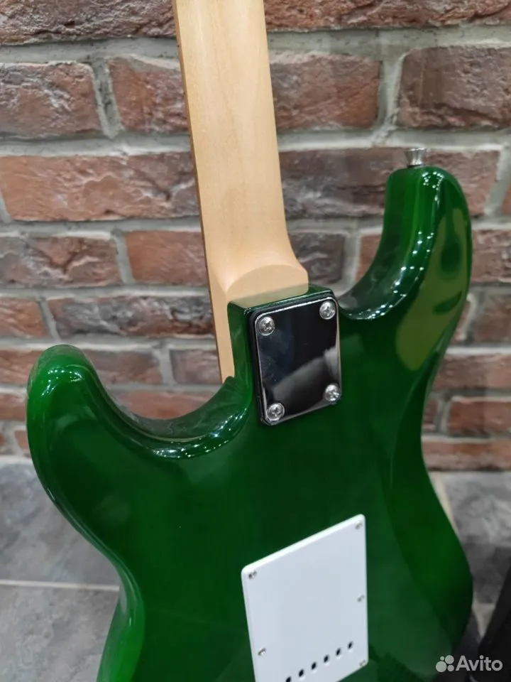 Электрогитара Stratocaster + Цифровой Комбик 15 ват (Много Эффектов) - изображение 5