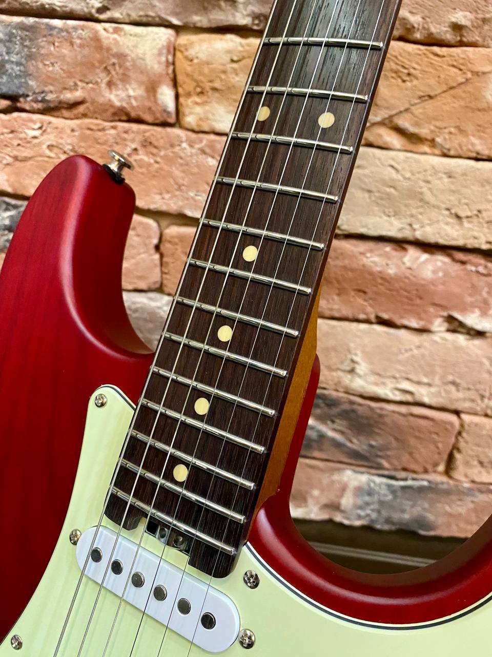 Электрогитара EART Guitars YMX-SG3 Red - изображение 5