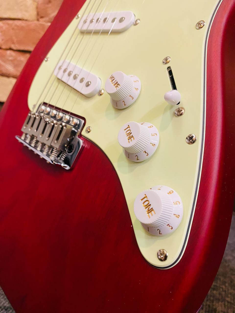 Электрогитара EART Guitars YMX-SG3 Red - изображение 4