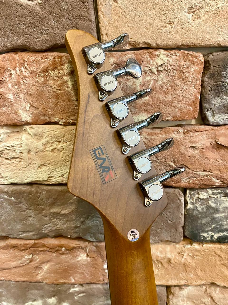Электрогитара EART Guitars YMX-SG3 Red - изображение 8