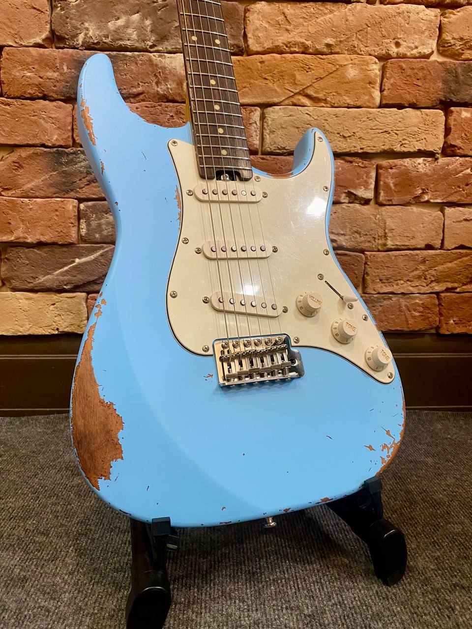 Электрогитара EART Vintage Sonic Blue Relic