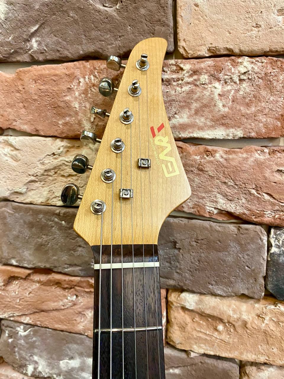 Электрогитара EART Vintage Sonic Blue Relic - изображение 7