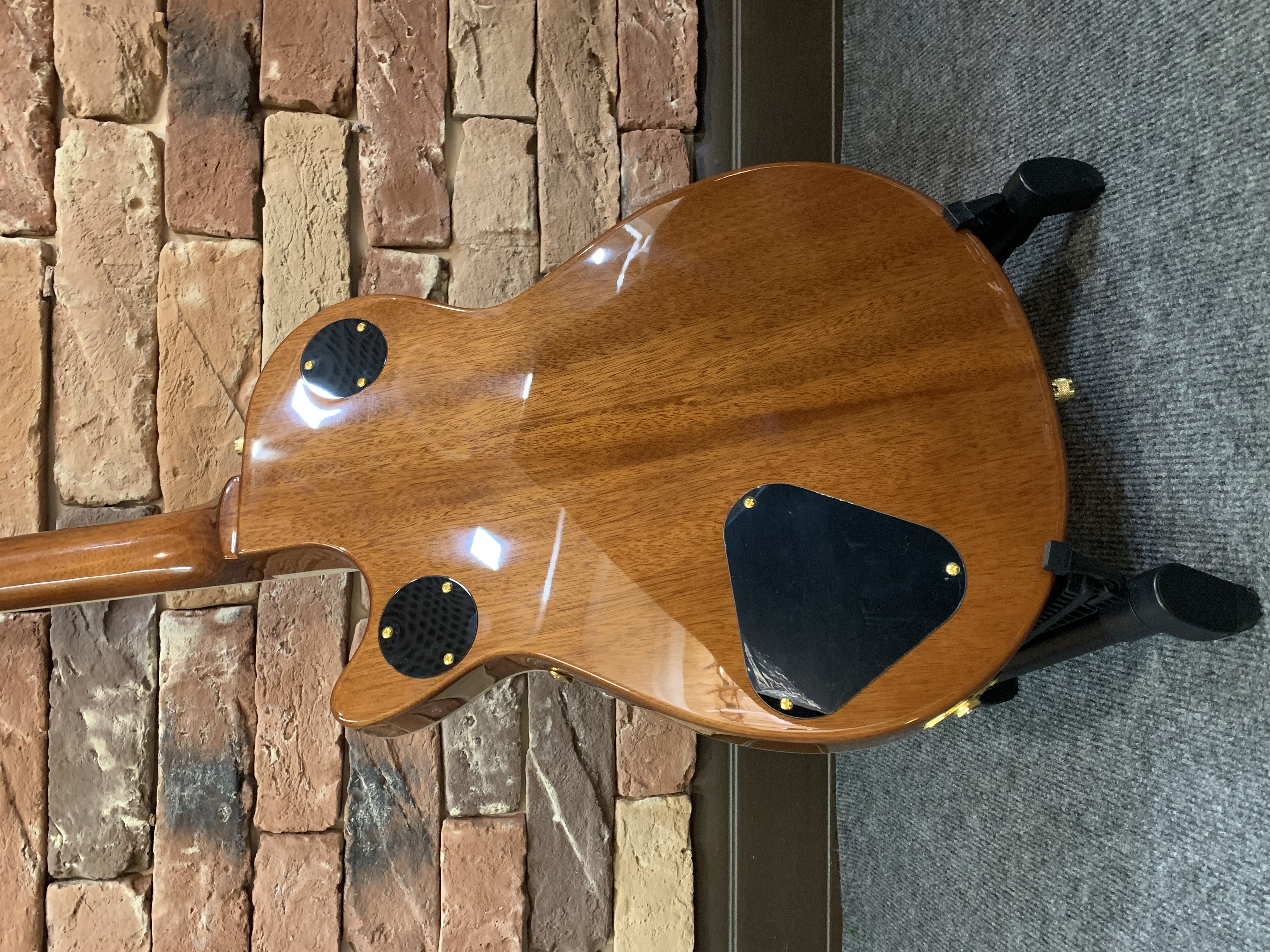 Электрогитара Gretsch Electromatic GLD Gold - изображение 2
