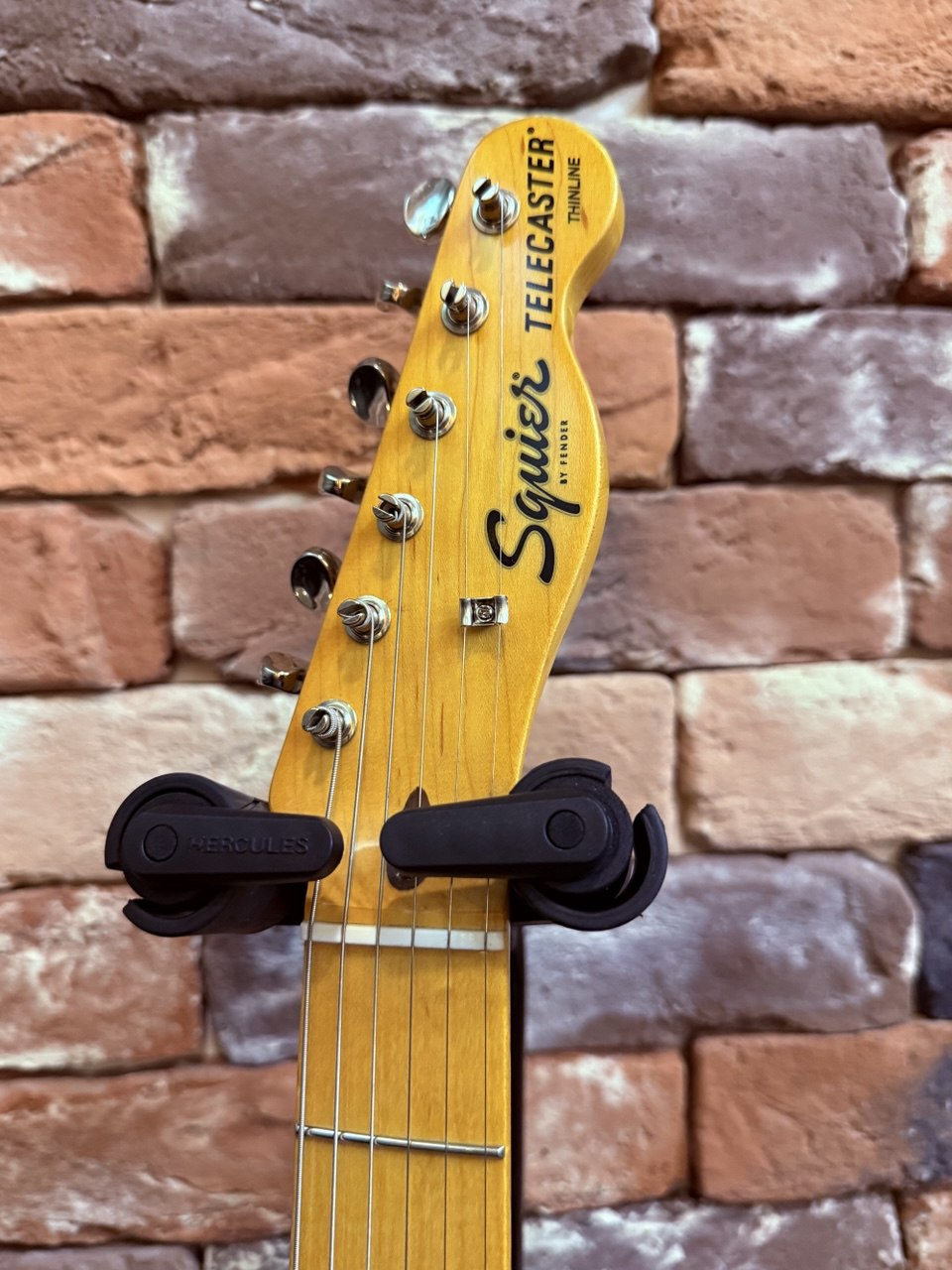 Электрогитара Squier Classic Vibe 70's Telecaster Thinline MN (Индонезия) - изображение 8