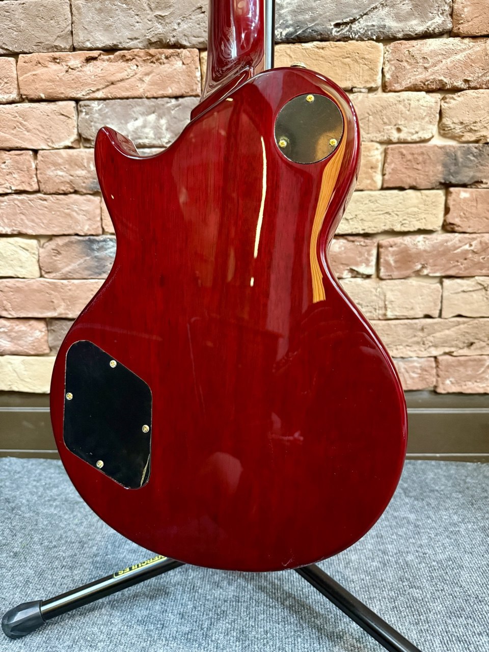 Harley Benton SC-550 2 Black Cherry Flame (Индонезия) - изображение 2