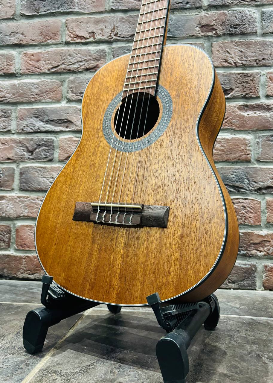 Классическая Гитара 1/2 Mahogony (полный аналог Yamaha)