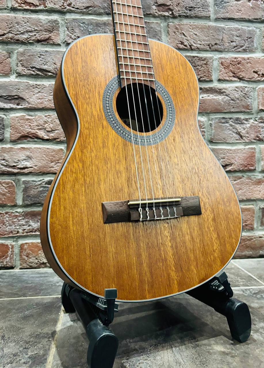 Классическая Гитара 1/2 Mahogony (полный аналог Yamaha) - изображение 3