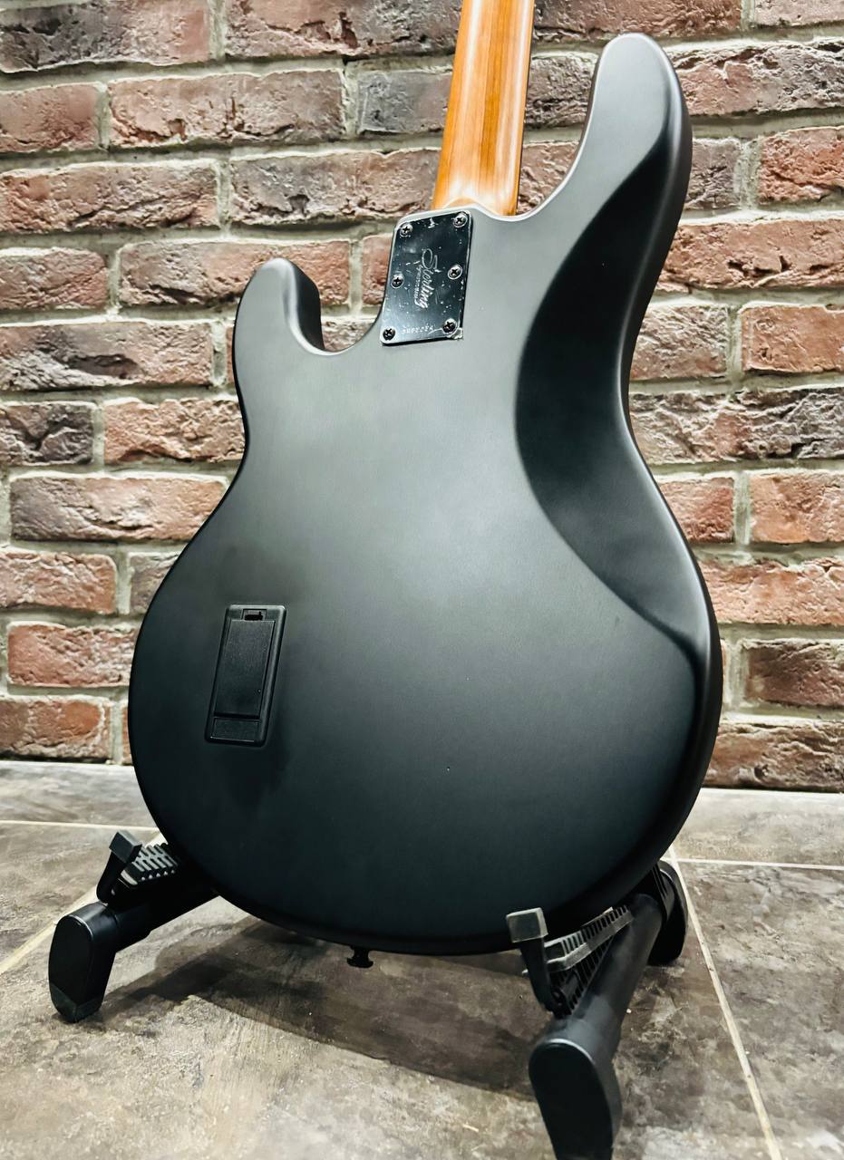 Бас Гитара Sterling Music Man + Басовый Комбик 15 ват (комплект) - изображение 4