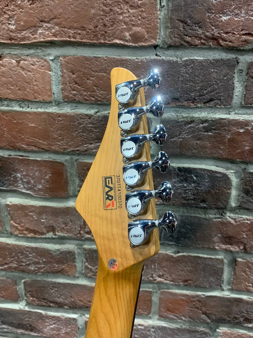 Электрогитара EART Guitar E-TT72 Surf Green - изображение 8