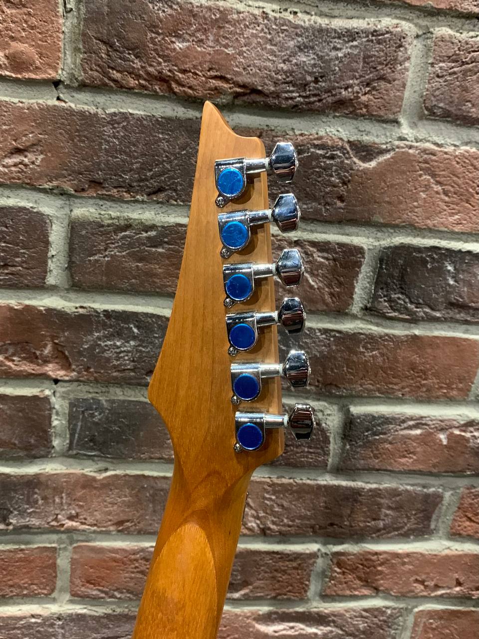 Электрогитара BT SG-6 HHS Floyd Rose - изображение 8