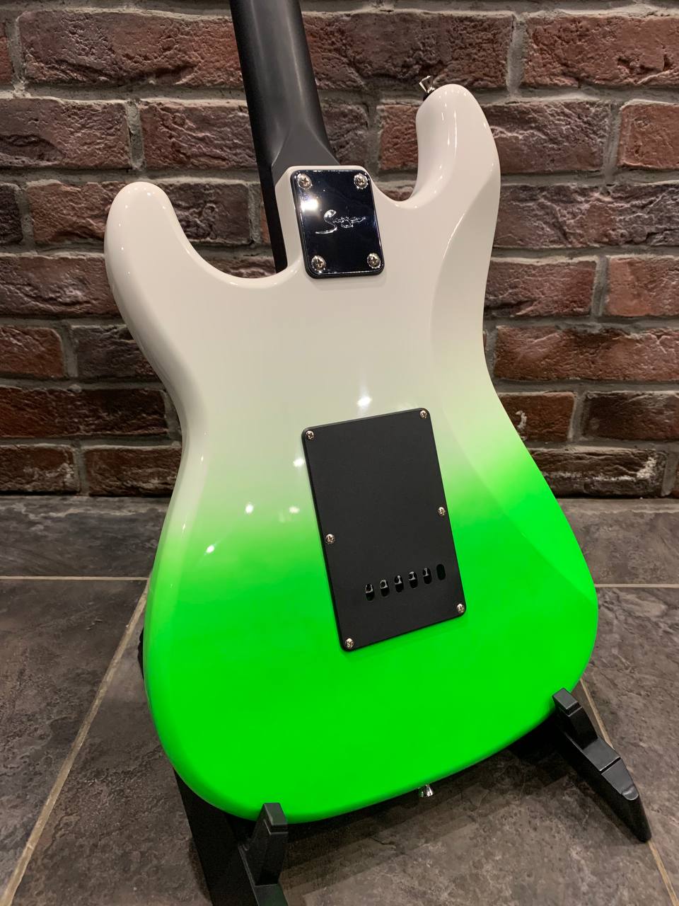 Электрогитара Smiger Stratocaster HSS Generation (10 Эффектов) - изображение 3