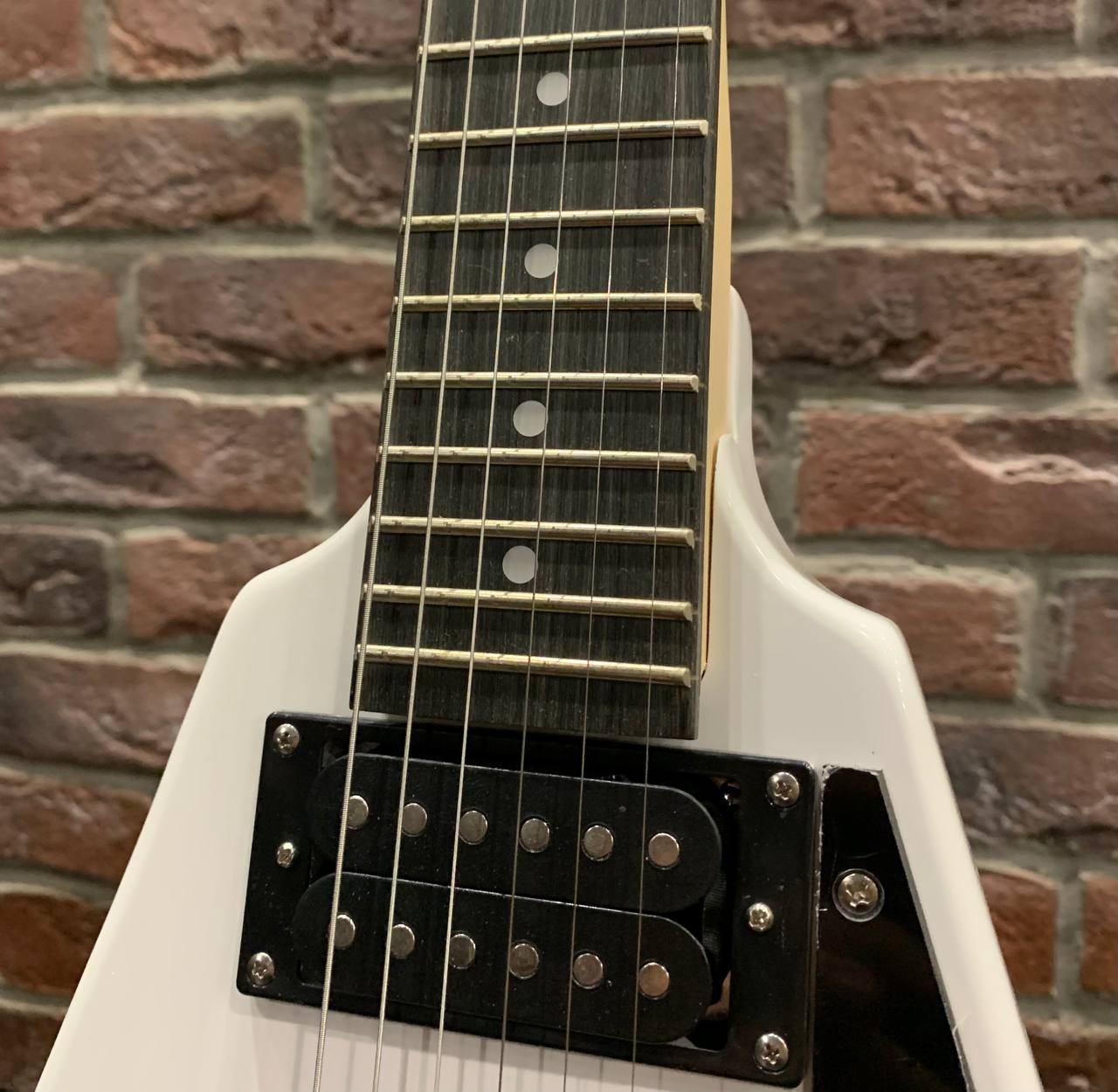 Электрогитара Sunsmile Flying V HH под Gibson - изображение 6
