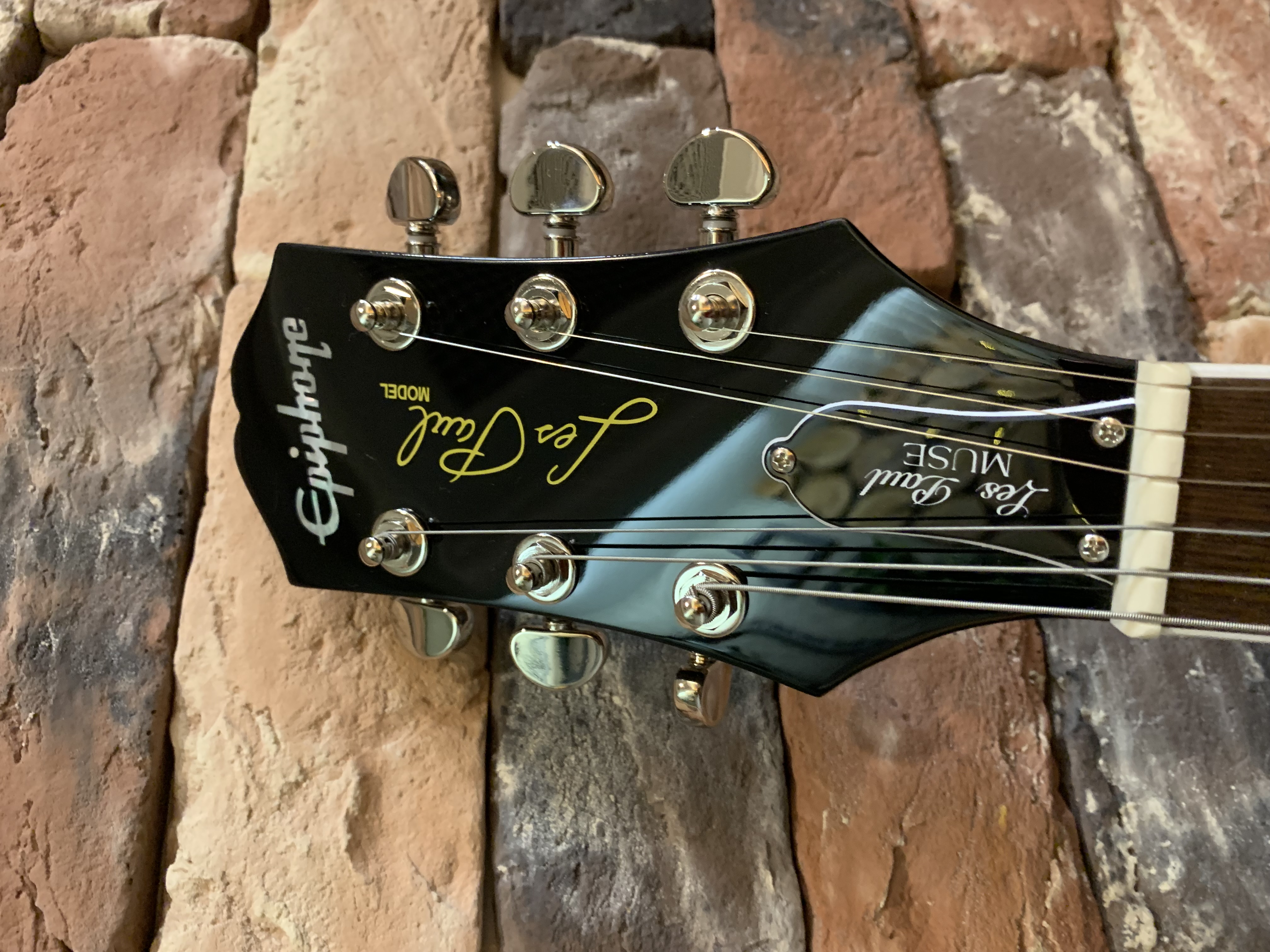 Электрогитара Epiphone Les Paul Muse Pearl White - изображение 7