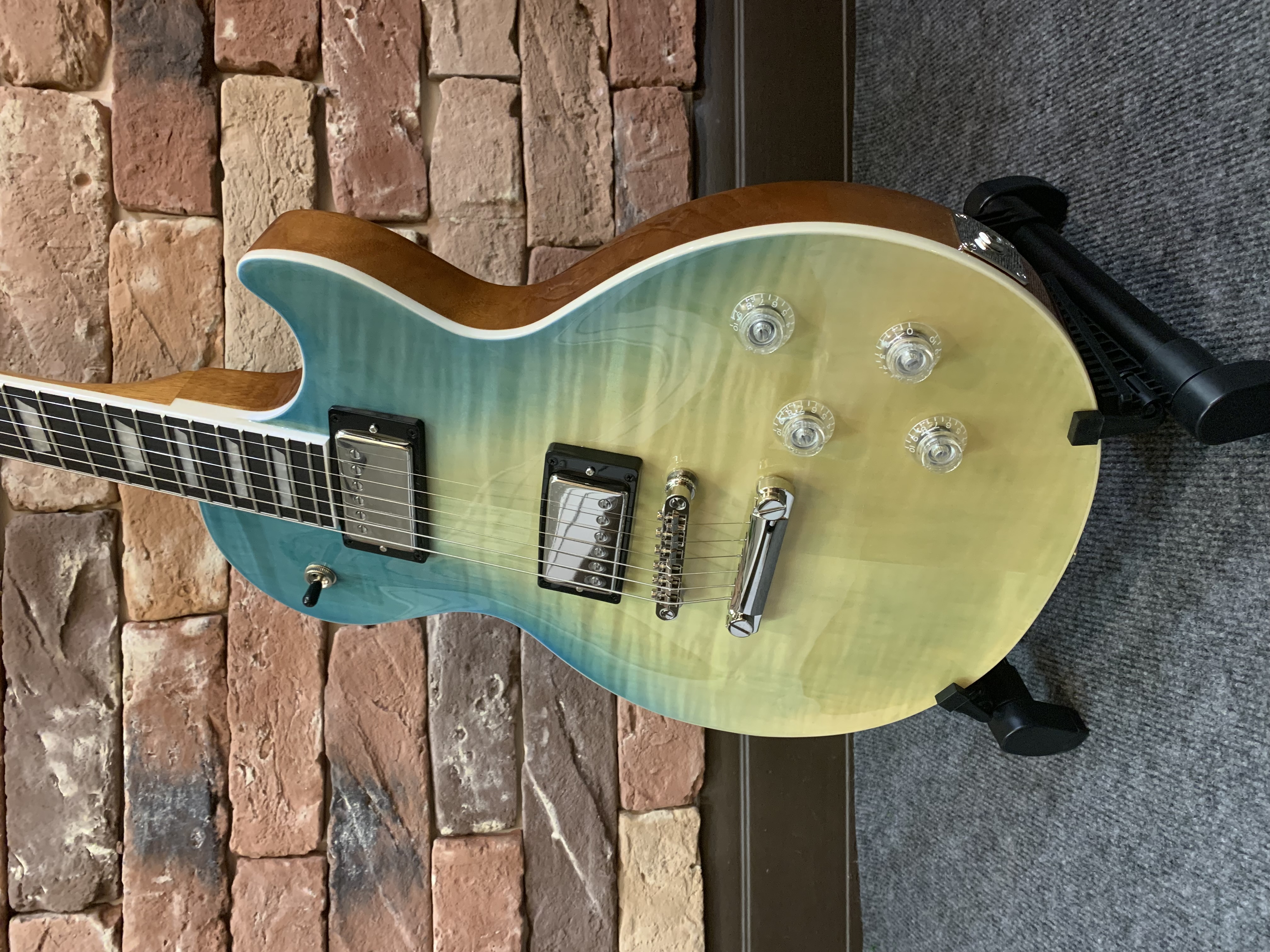 Электрогитара Epiphone Caribbean Blue Fade - изображение 6