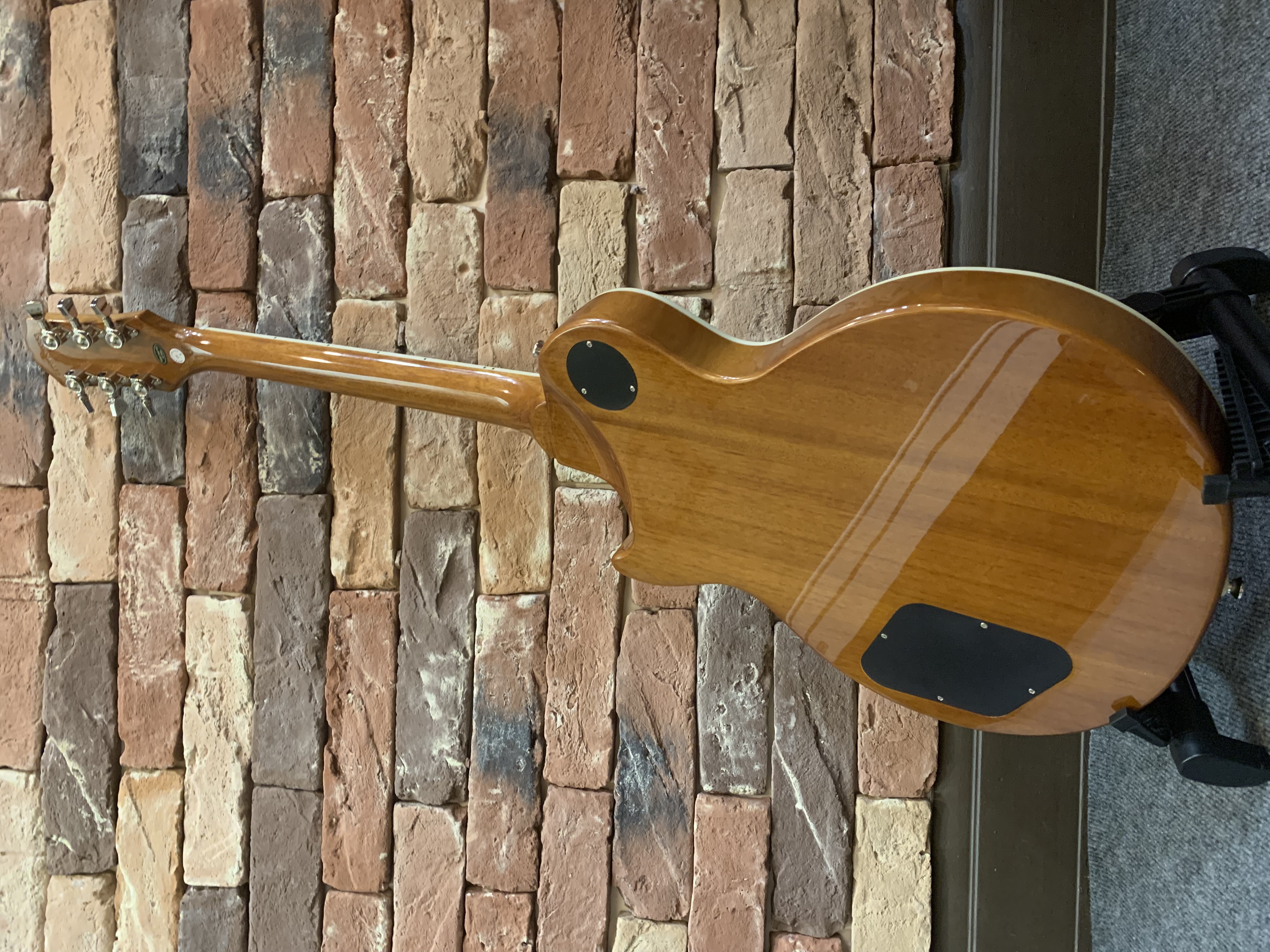 Электрогитара Epiphone Caribbean Blue Fade - изображение 10