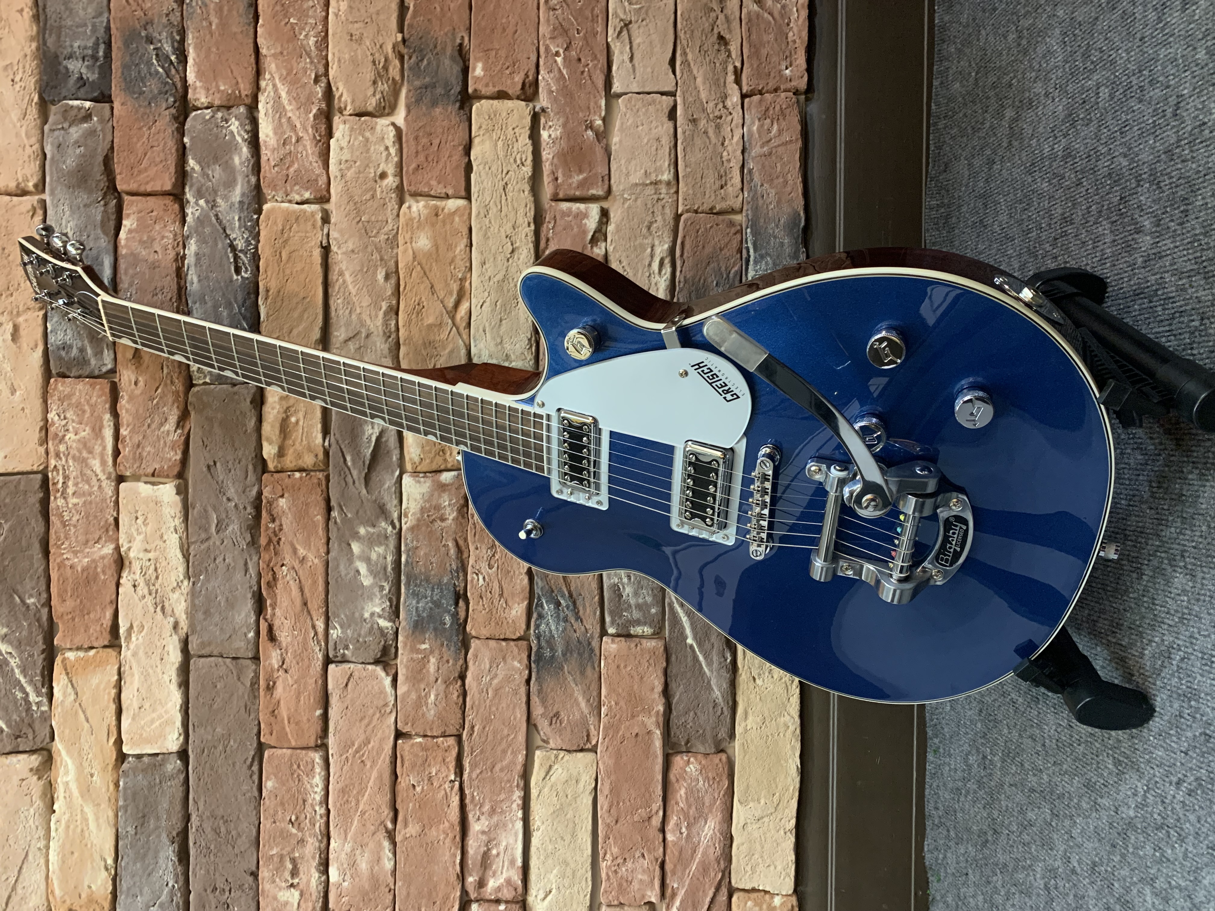 Электрогитара Gretsch G5230T Bigsby Aleutian Blue - изображение 9