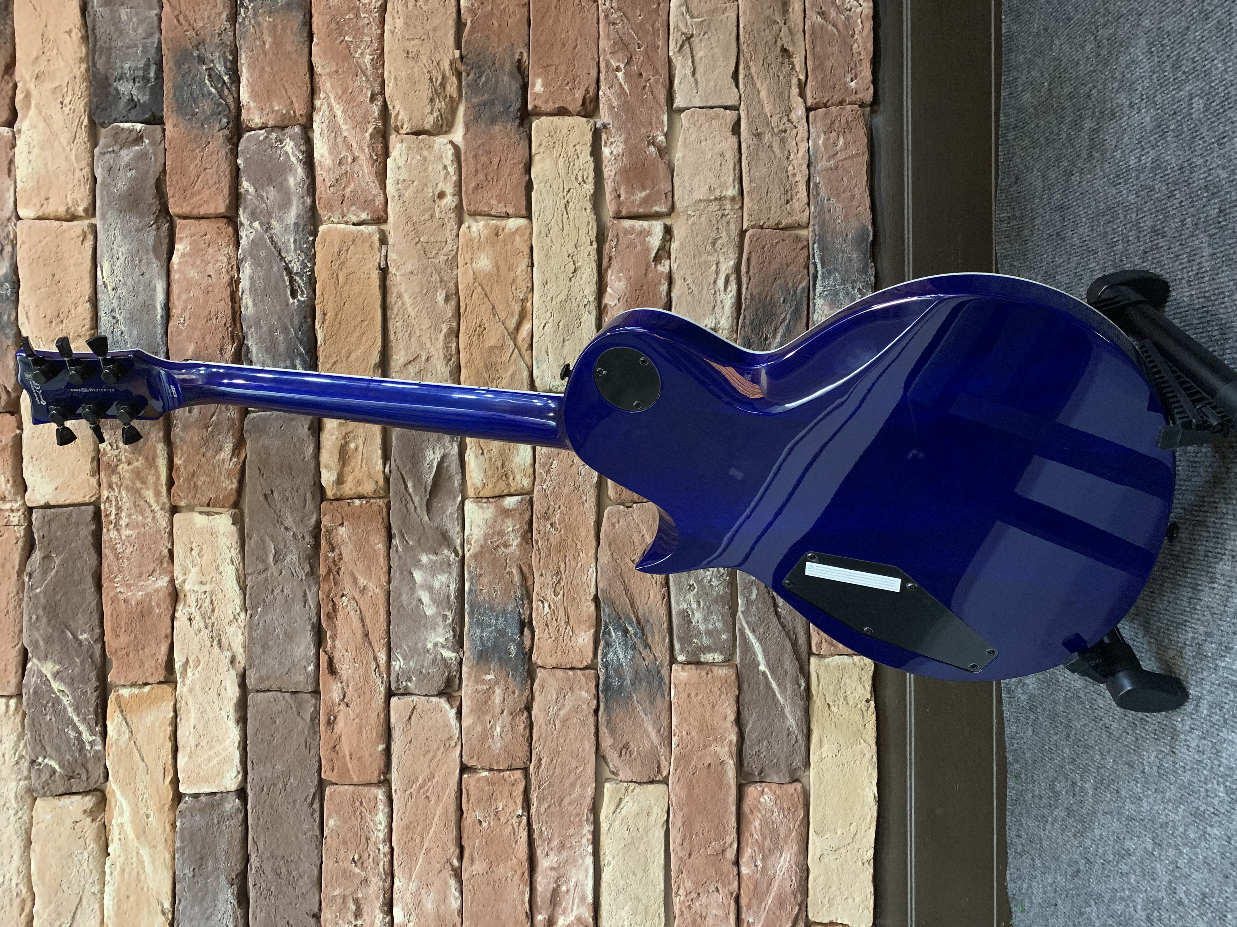 Электрогитара ESP LTD EC-1000 Buried Blue Fade (Индонезия) - изображение 10
