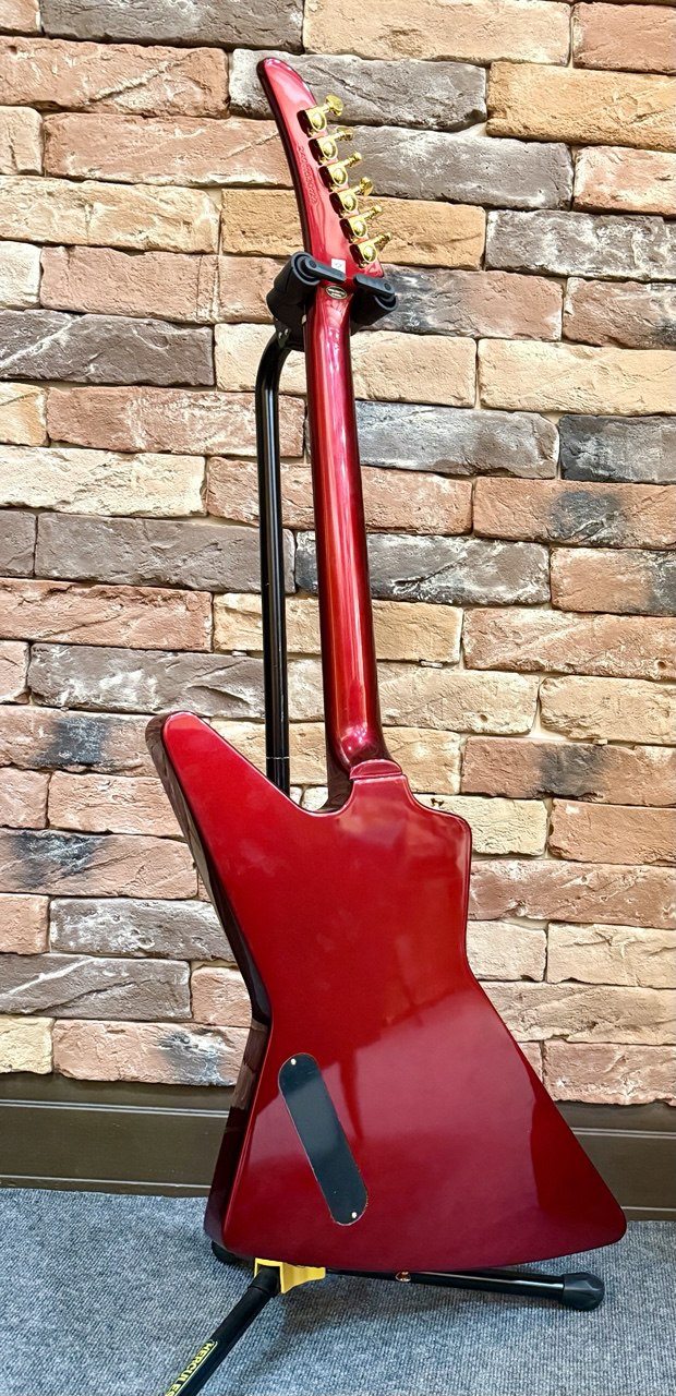 Электрогитара Epiphone Explorer Ruby Red Metallic - изображение 10