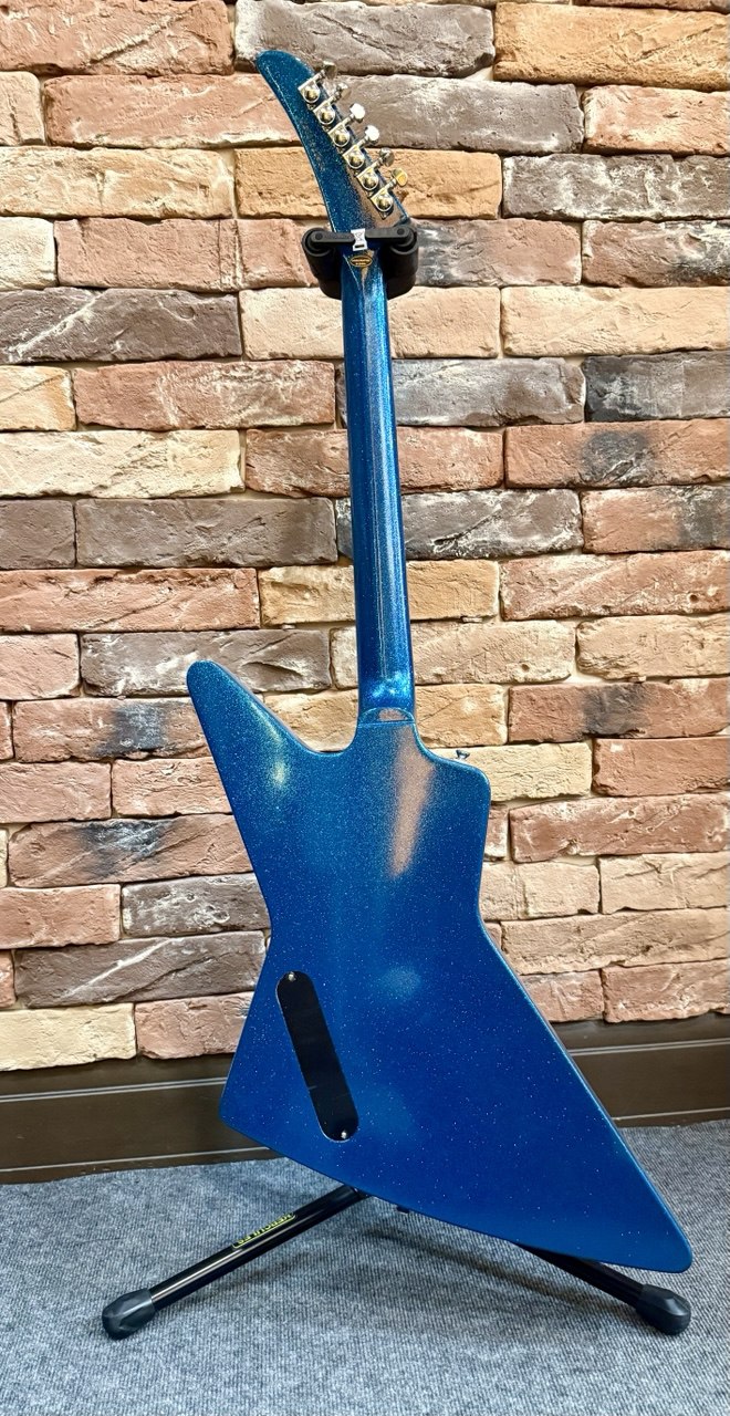 Электрогитара Epiphone Explorer Brunwick Blue Sparkle - изображение 10