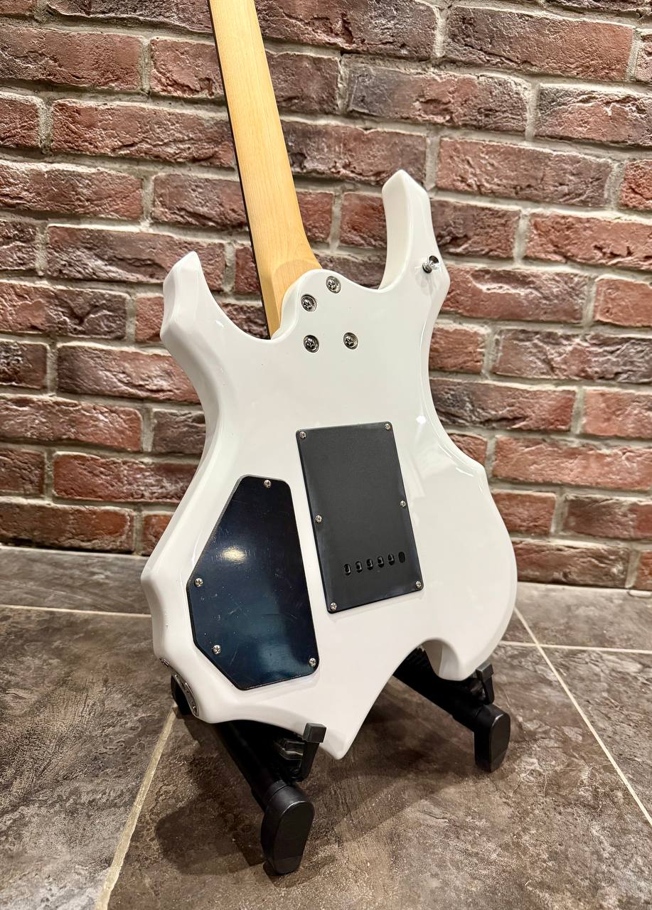 Электрогитара Forest HSH White Snow - изображение 2