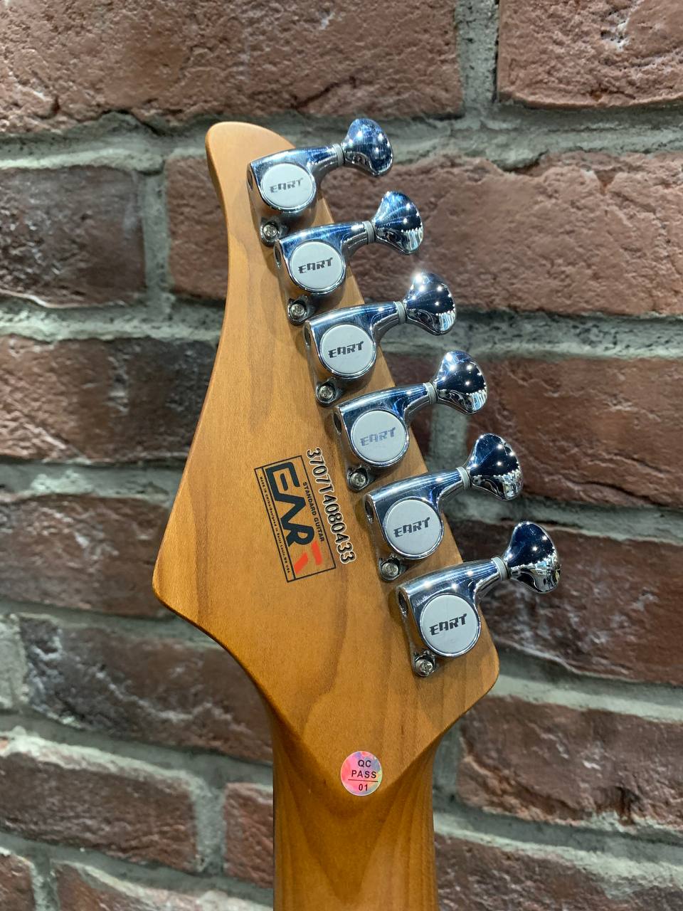 Электрогитара EART Guitar E-TT72 Sunburst - изображение 8