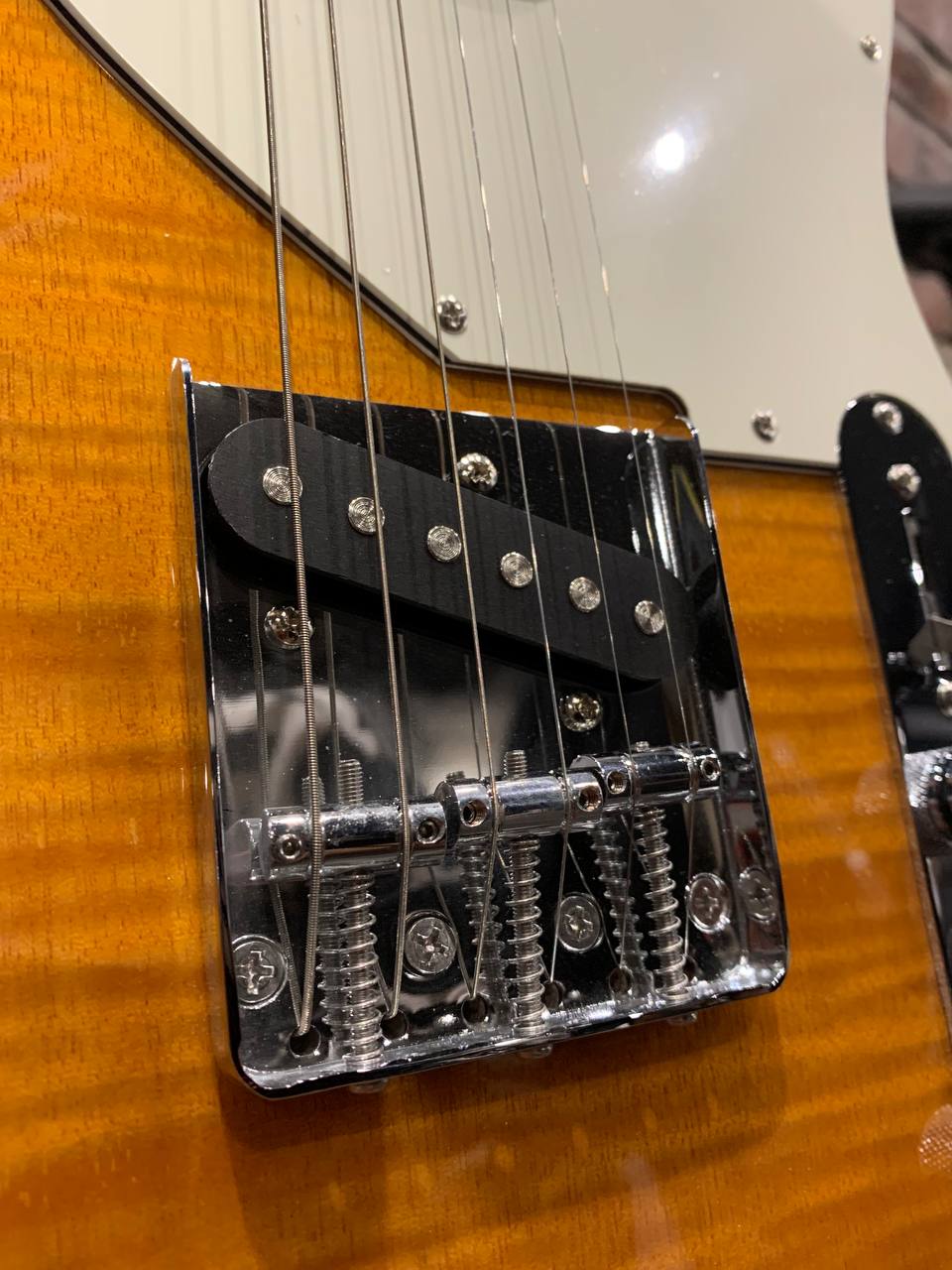 Электрогитара EART Guitar NK-C1 Yellow - изображение 3