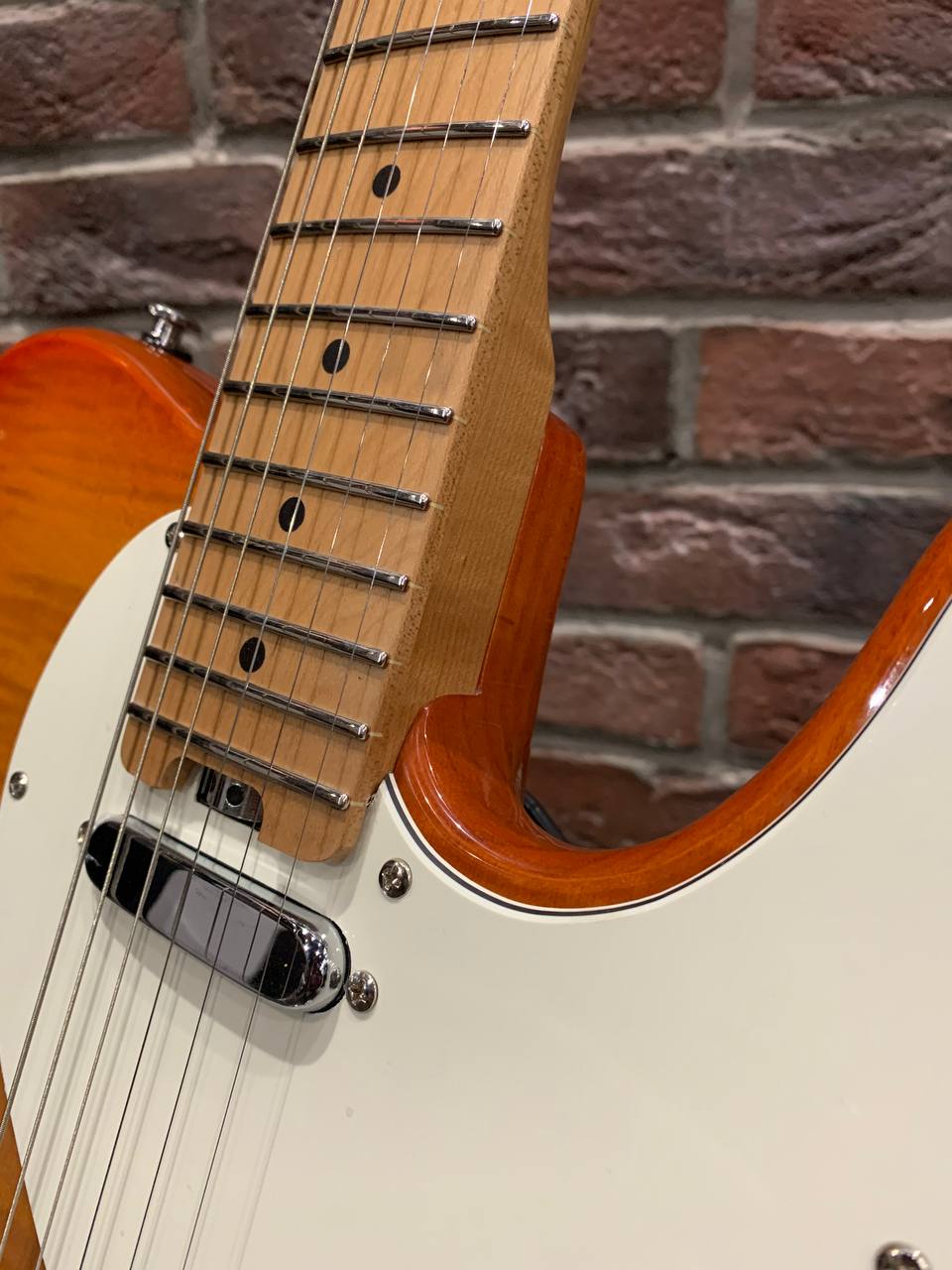 Электрогитара EART Guitar NK-C1 Yellow - изображение 5