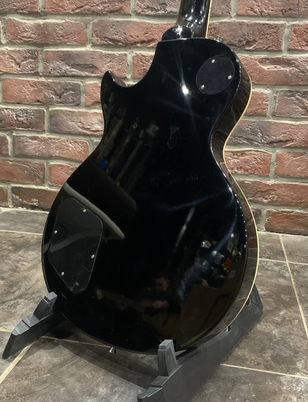 Электрогитара Bosstone Les Paul Black HH Venom Edition - изображение 2