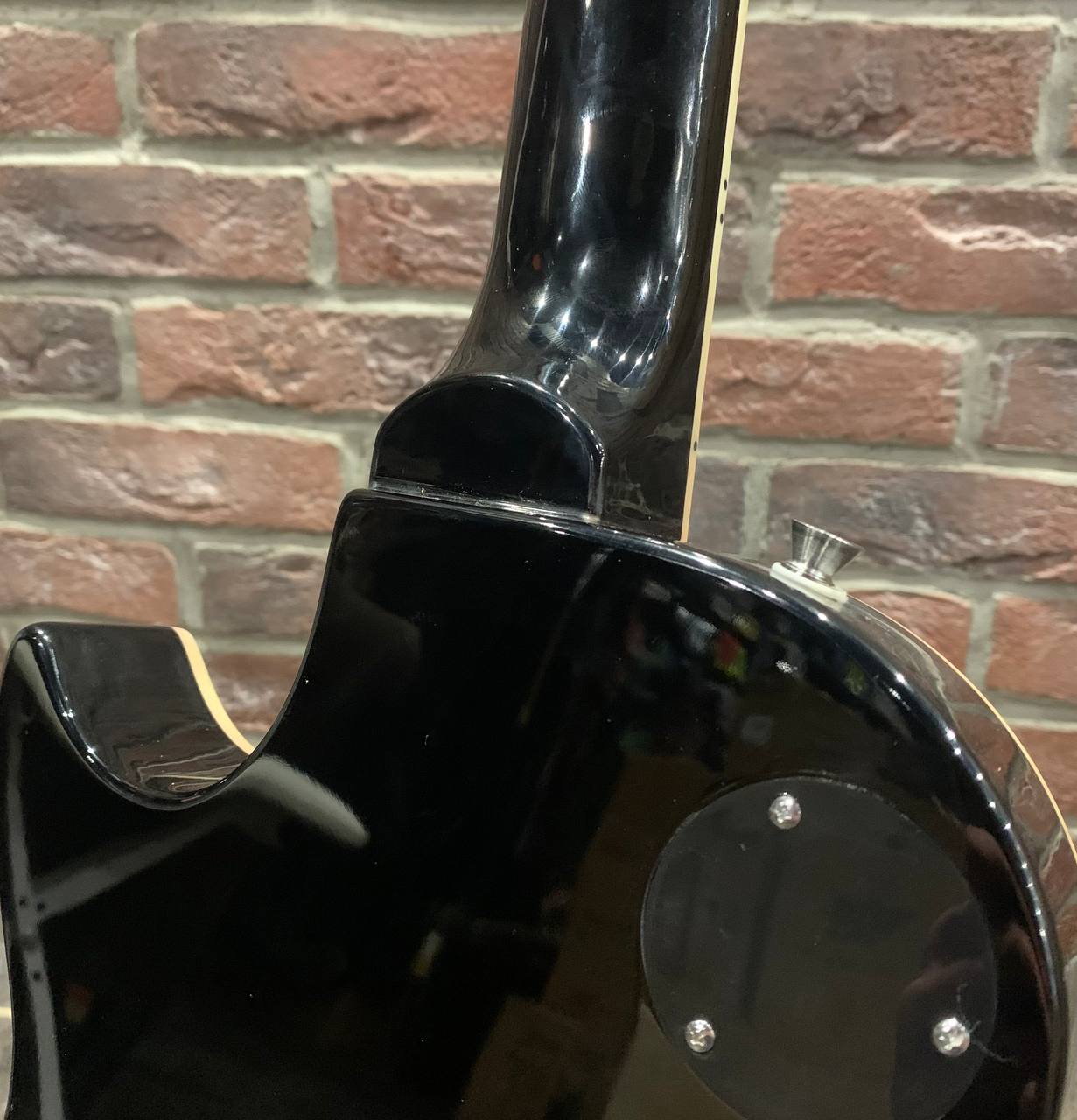 Электрогитара Bosstone Les Paul Black HH Venom Edition - изображение 6
