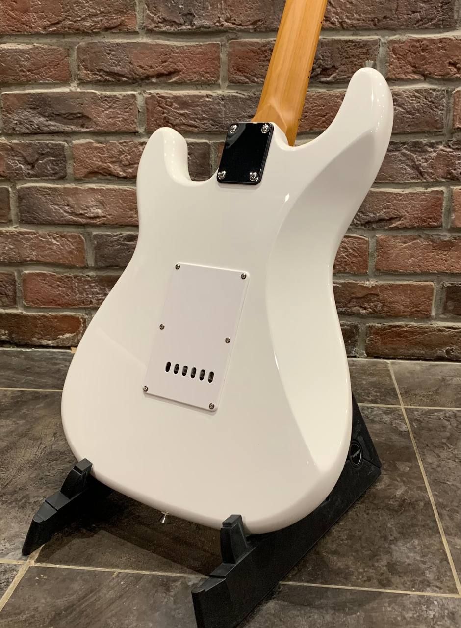 Электрогитара Bosstone Stratocaster HH WH (аналог Fender) - изображение 2