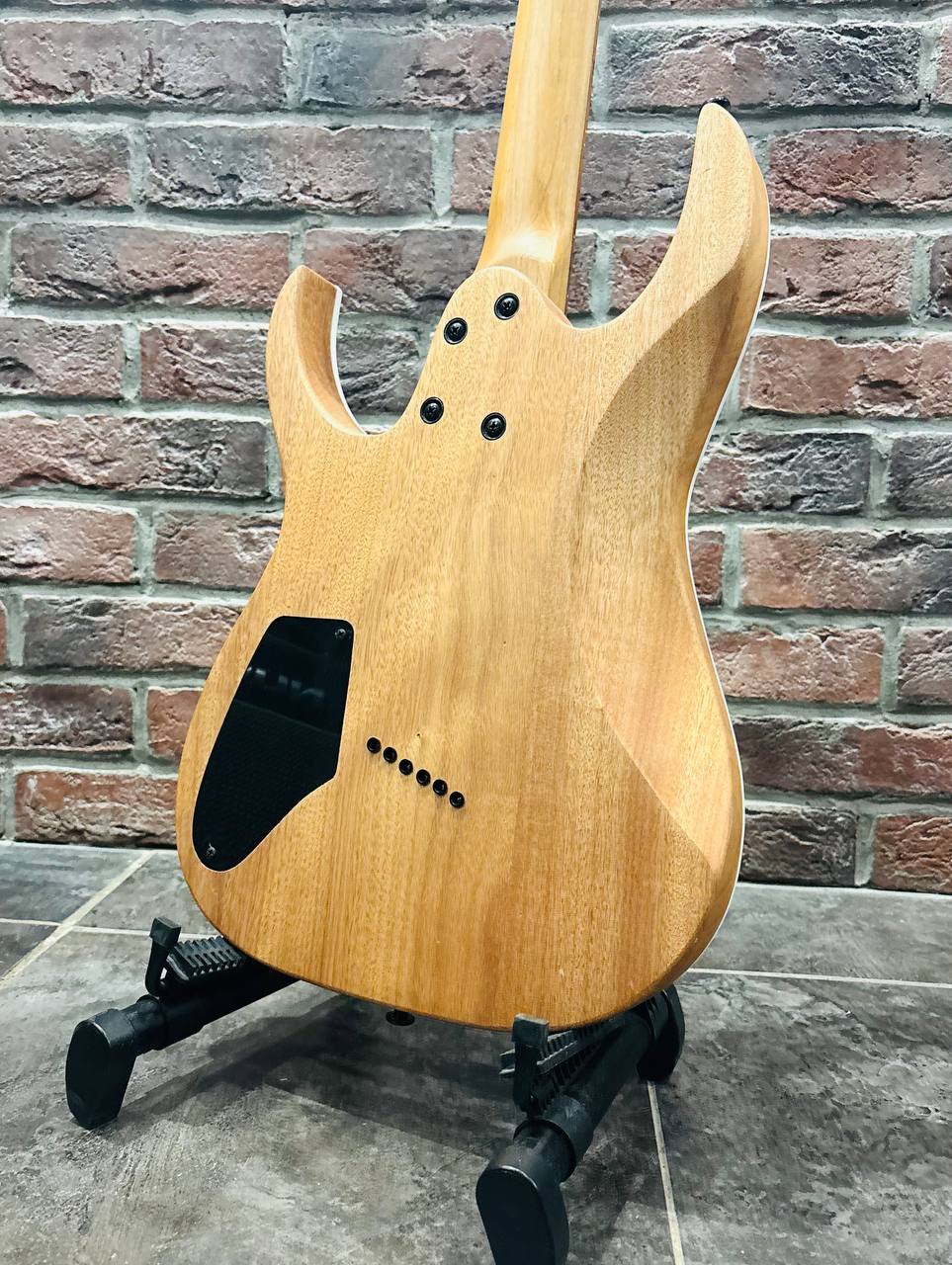 Электрогитара Real Rock MS-6 + Комбик с Эффектами NUX MK 20 ват - изображение 4