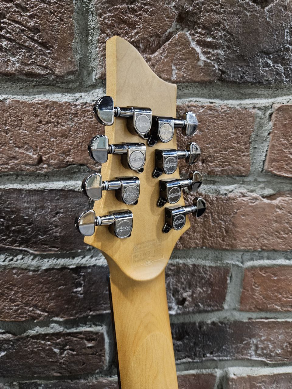 Электрогитара USA Schecter Demon 8 WH + Моделирующий Комбик Nux Air (комплект) - изображение 7