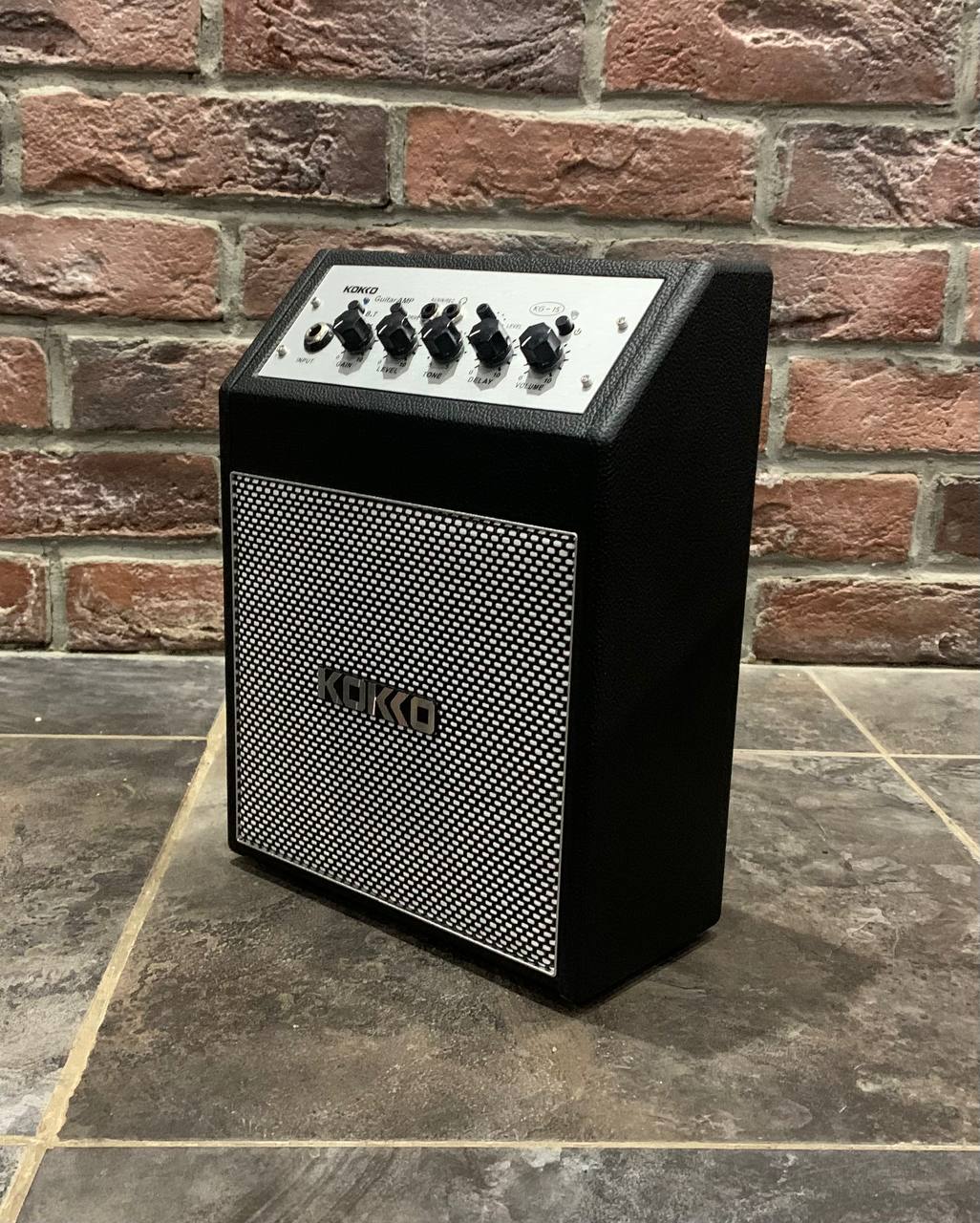 Портативный Гитарный Комбик Kokko 15 Mini Bomb - изображение 3