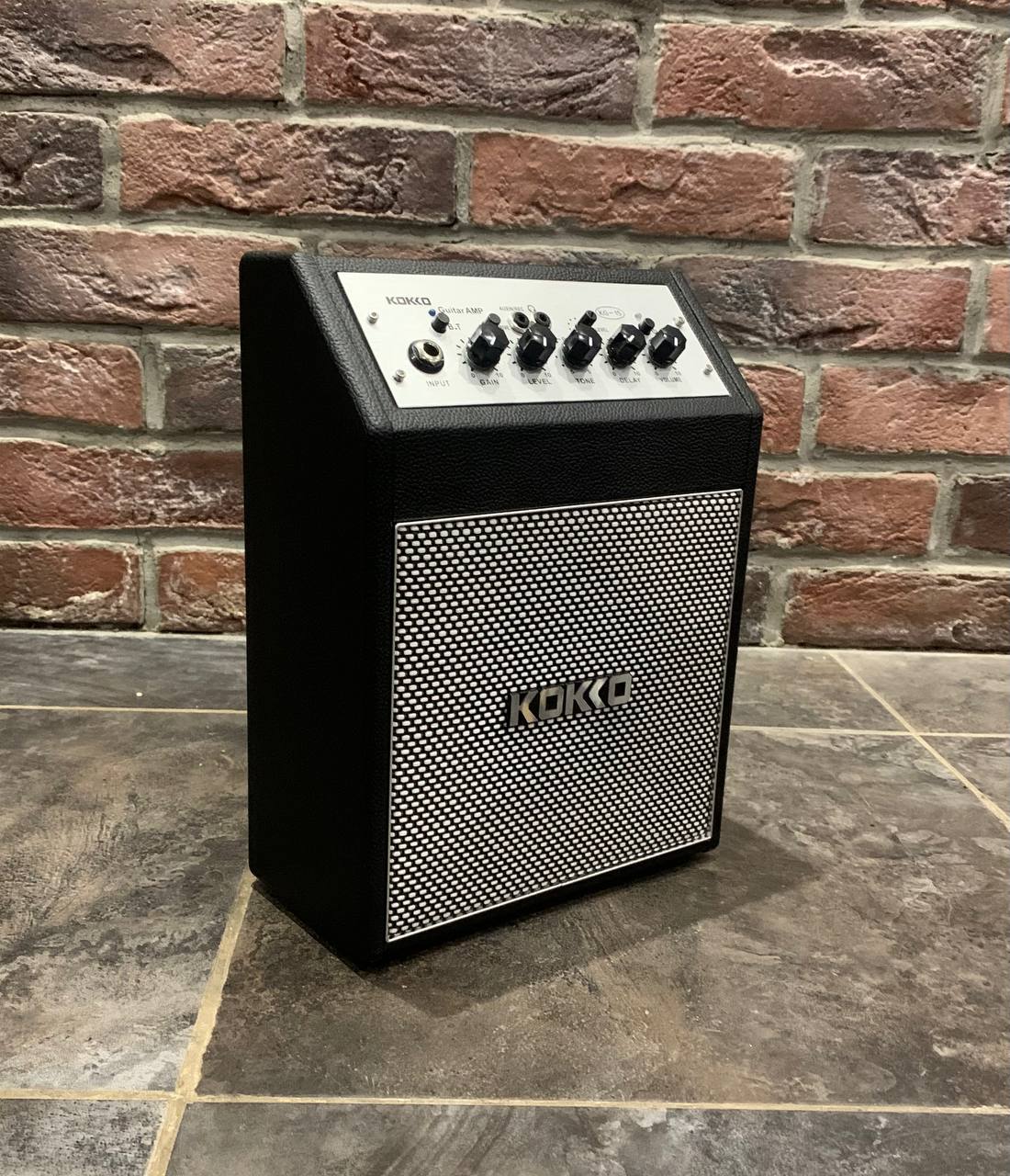 Портативный Гитарный Комбик Kokko 15 Mini Bomb - изображение 5