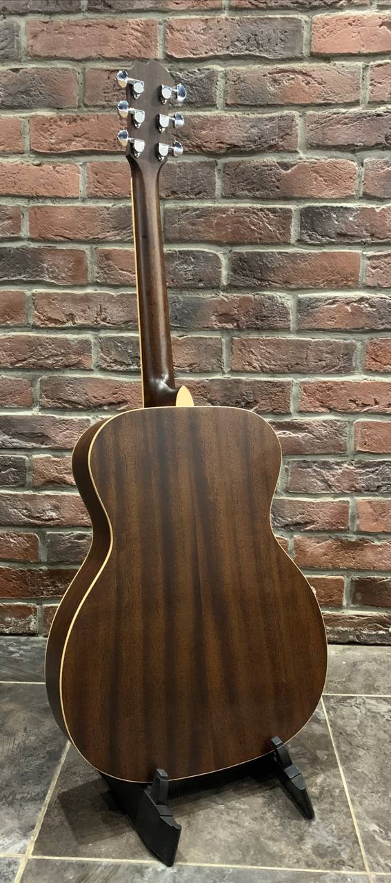 Резонаторная Электро-Акустическая Гитара James Black EQ - изображение 11
