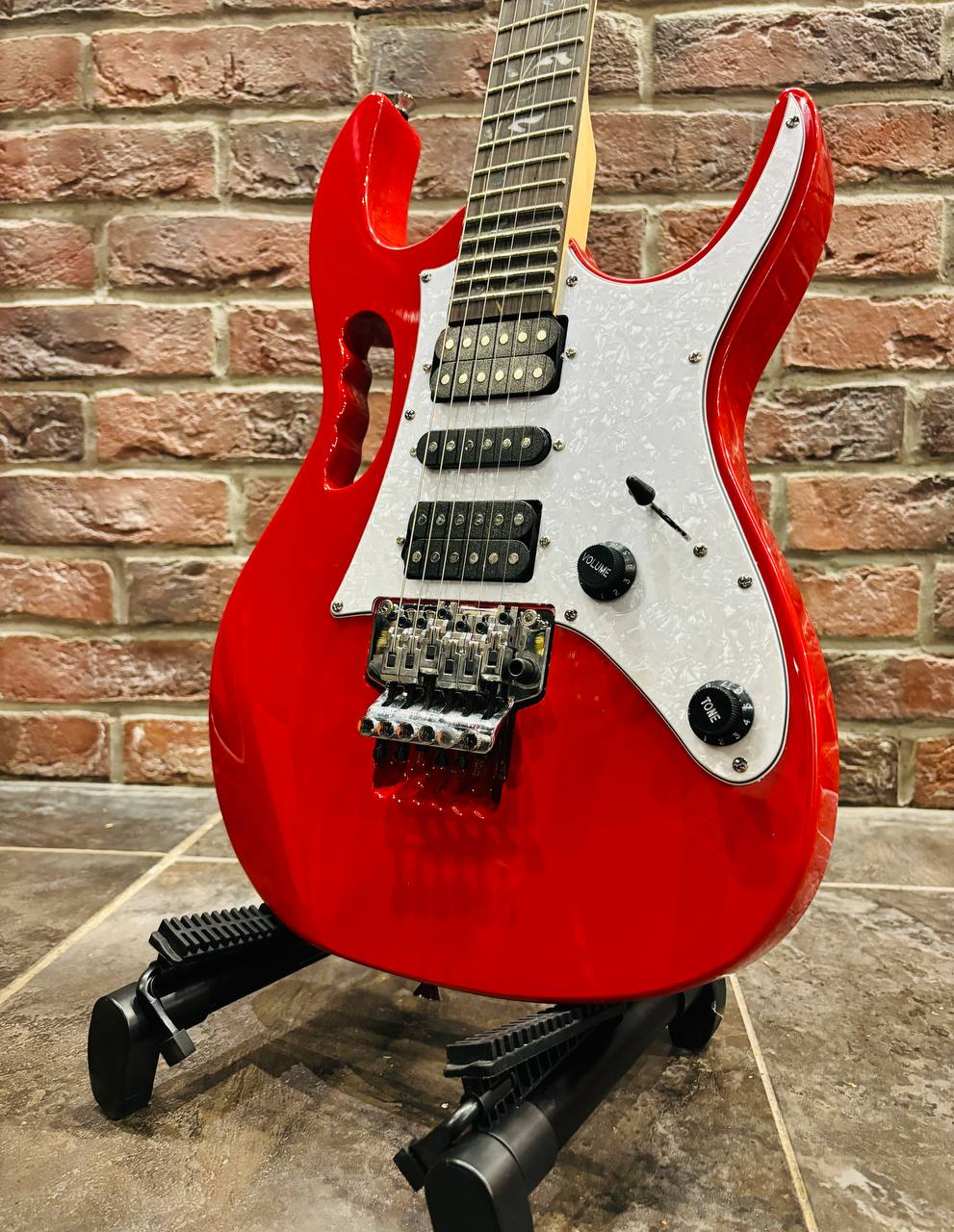 Электрогитара с Floyd Rose HHS (Инкрустация Грифа) - изображение 6