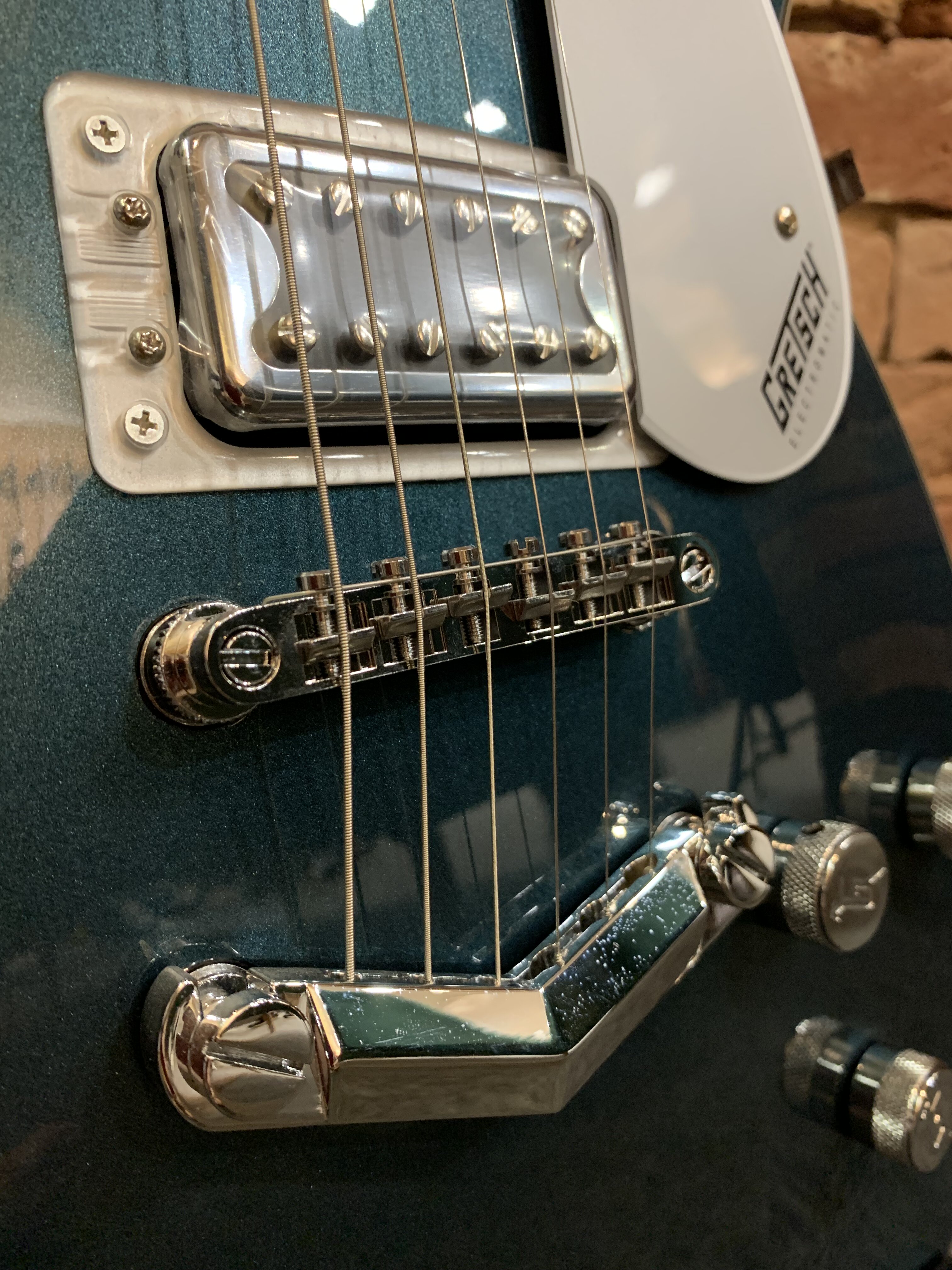 Электрогитара Gretsch G5220 V-Stoptail Jade Grey - изображение 4